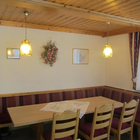 Haus Ladner - Josef Und Marianne