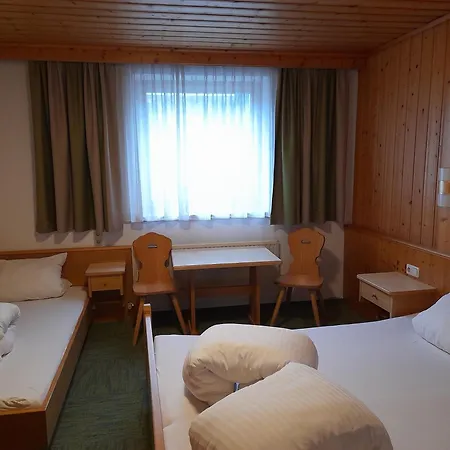 Haus Ladner - Josef Und Marianne *